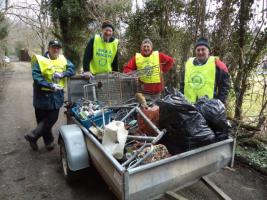 A team of nine members and supporters of Bala and Penllyn Rotary Club turned out for the start of the Spring Clean season and gathered a substantial amount of discarded junk and litter from the footpaths and woods near the river Tryweryn.